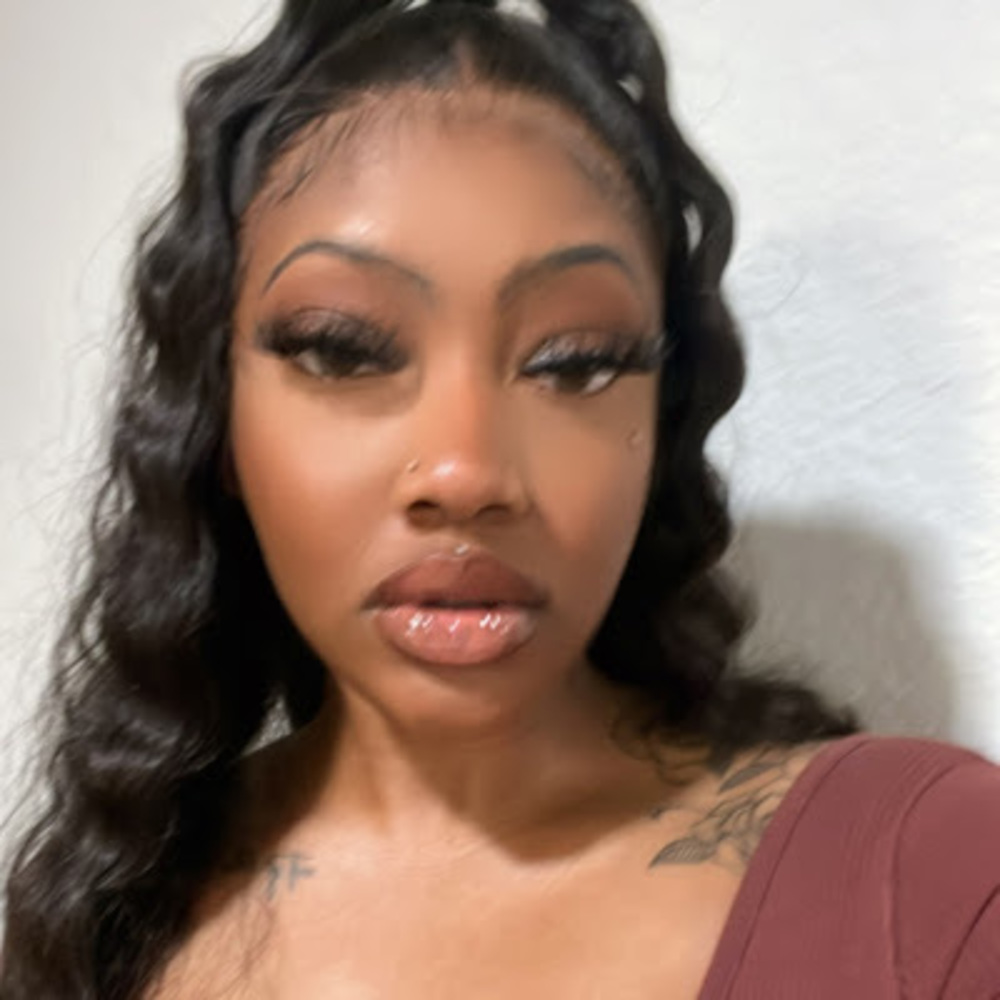 Meet your Posher, Amiya